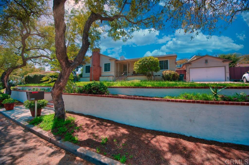 Greenview Pl, Spring Valley, CA 91977