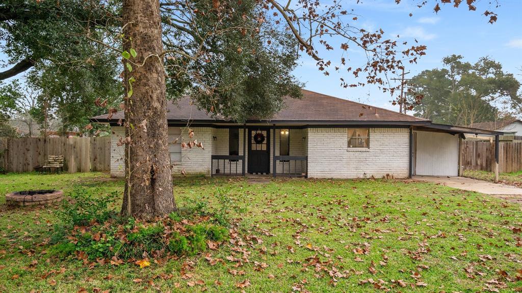 Robin Ln, Willis, TX 77378