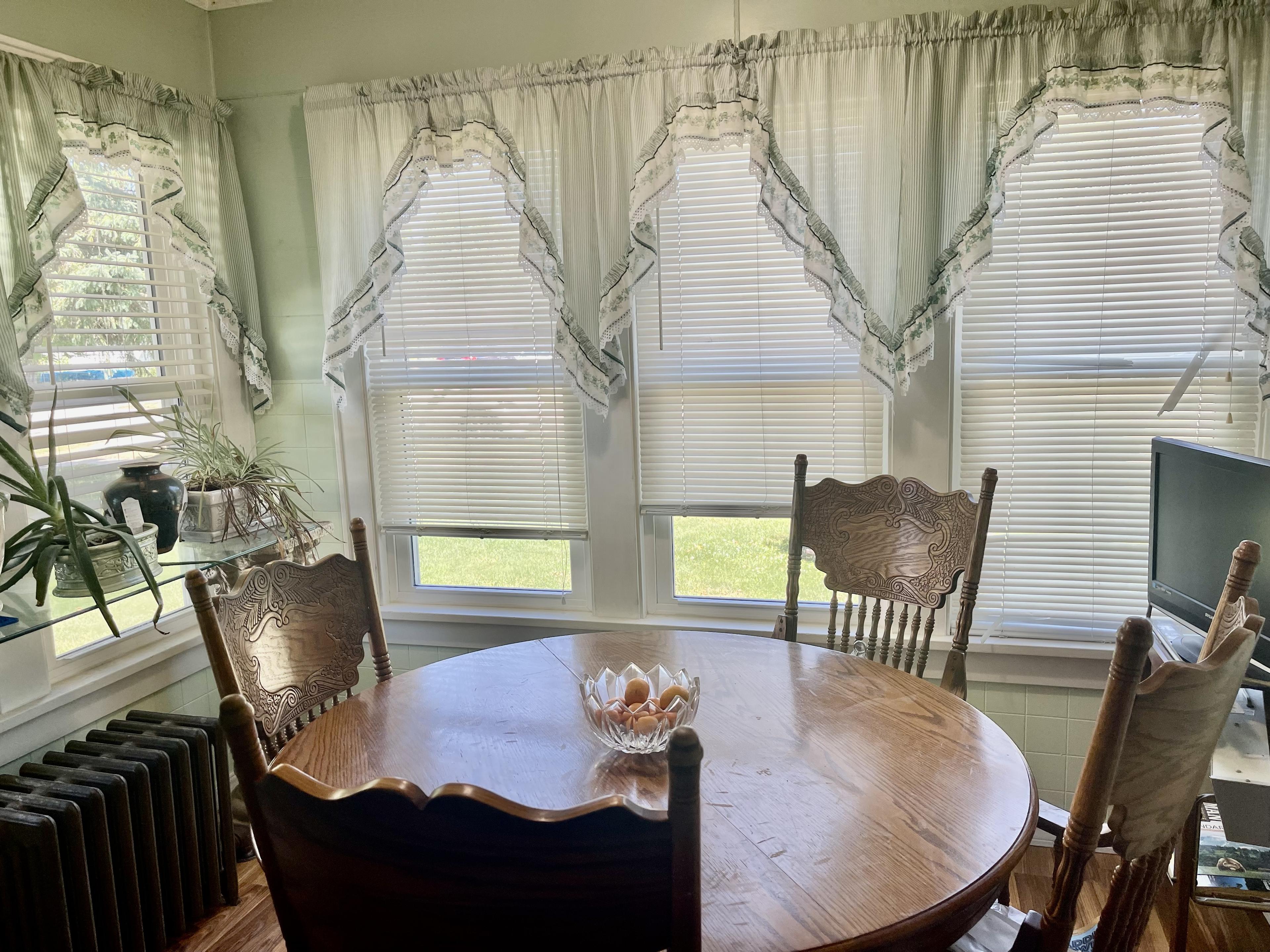 N Bureau Ave, Ladd, IL 61329