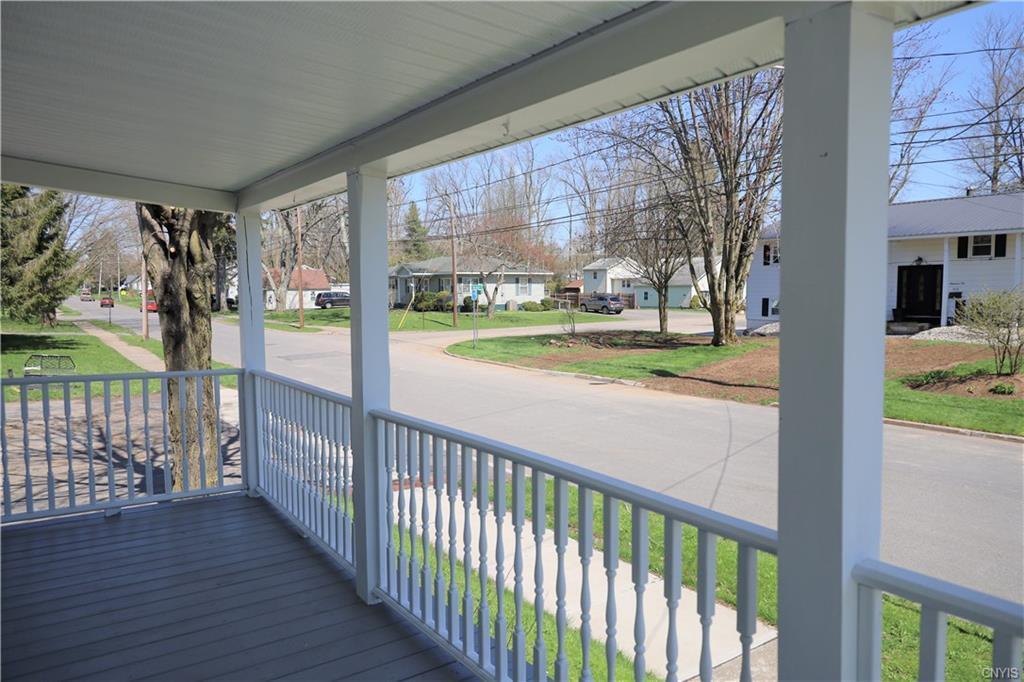 Laurel St, Rome, NY 13440