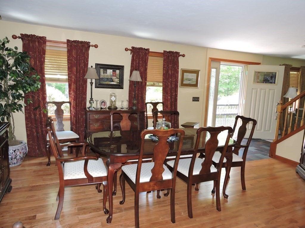 Center Depot Rd, Charlton, MA 01507