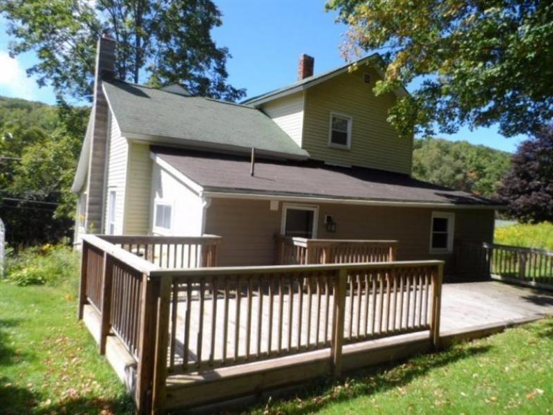 Franklin St, Delhi, NY 13753