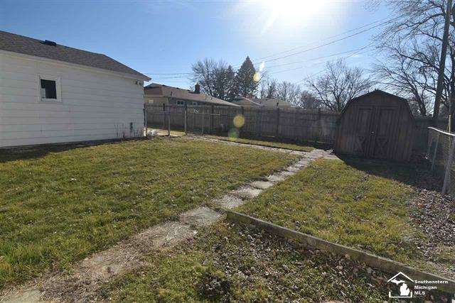 Cranbrook Blvd, Monroe, MI 48162