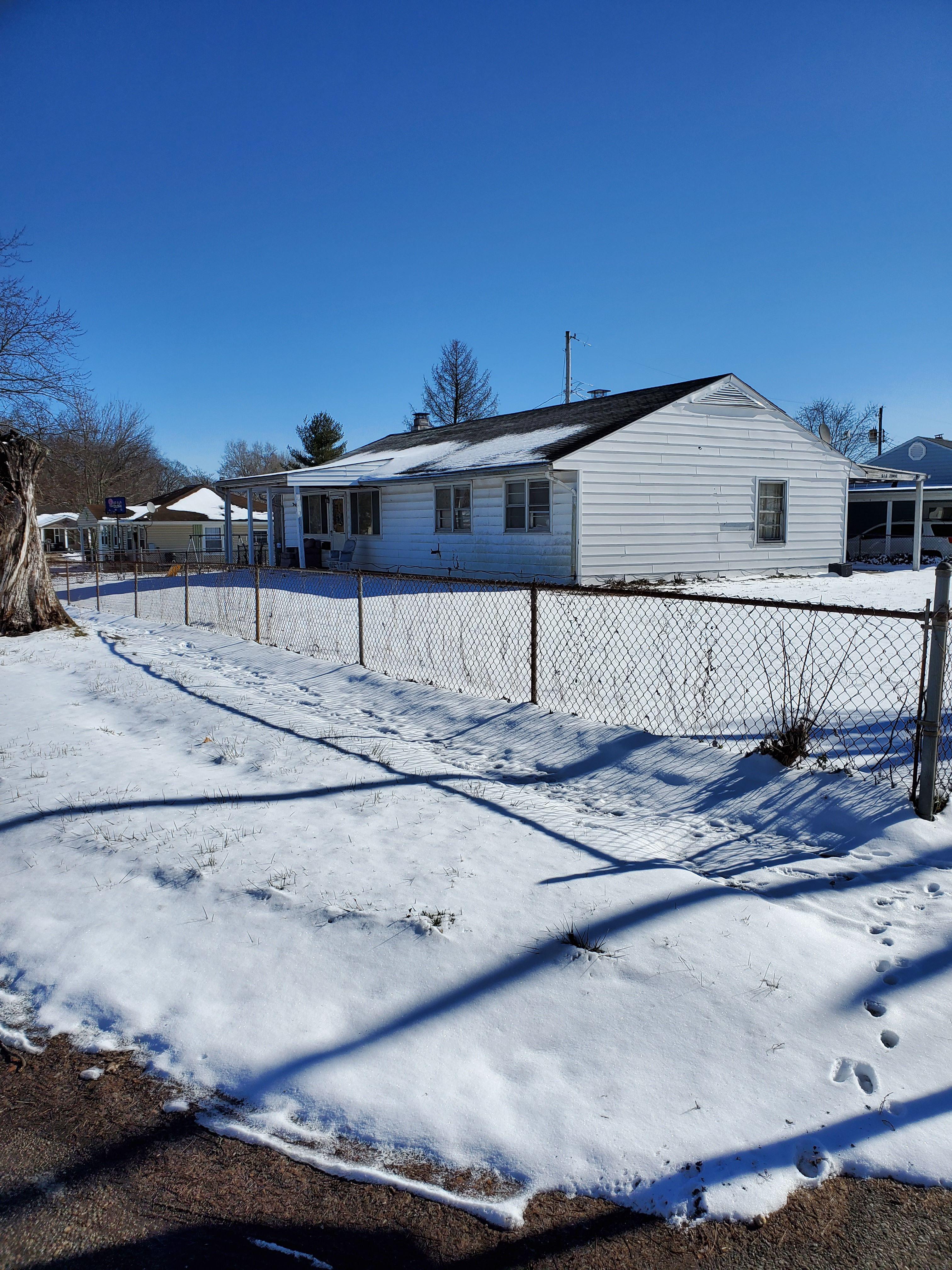 Towne St, Waverly, OH 45690