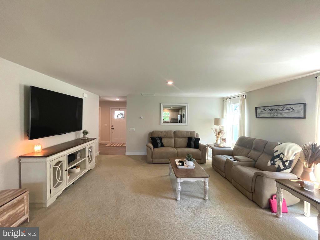 Parchment Cir, Ruther Glen, VA 22546