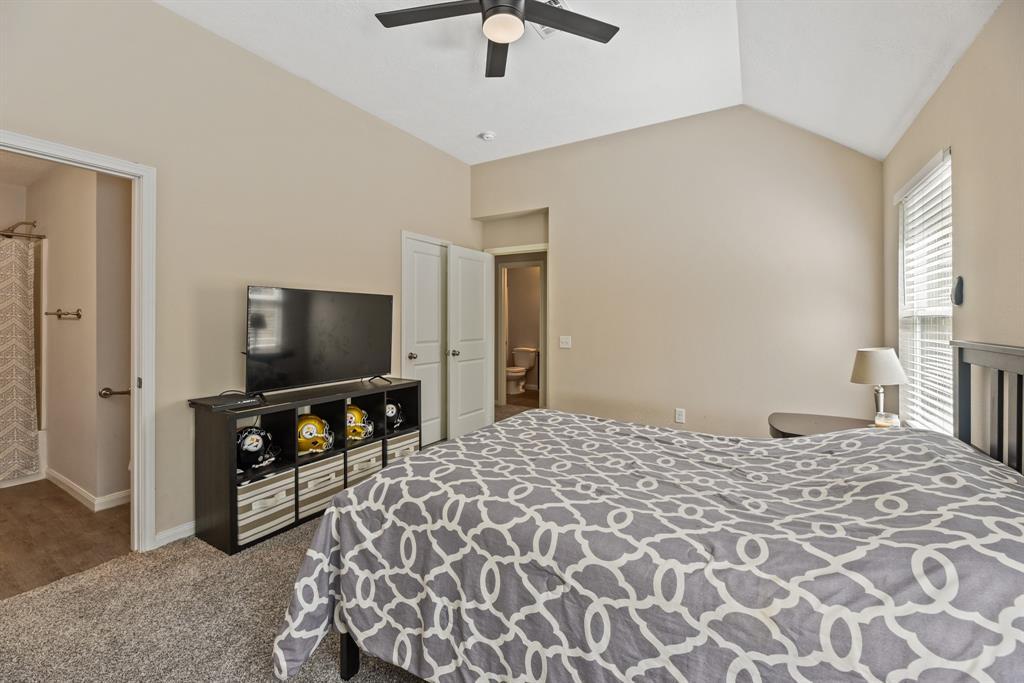 Bonham Ln, Willis, TX 77378