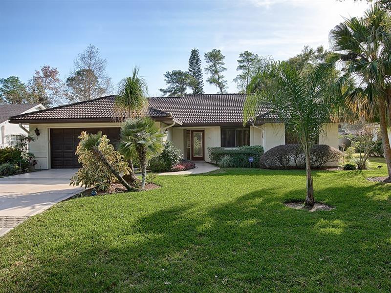 Cedar Way, Yalaha, FL 34797