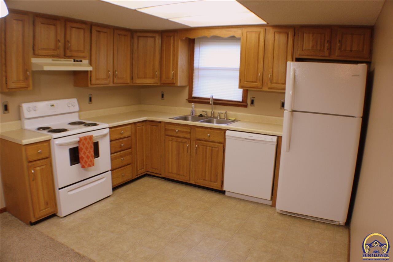 Sw Mission Ave, Topeka, KS 66614