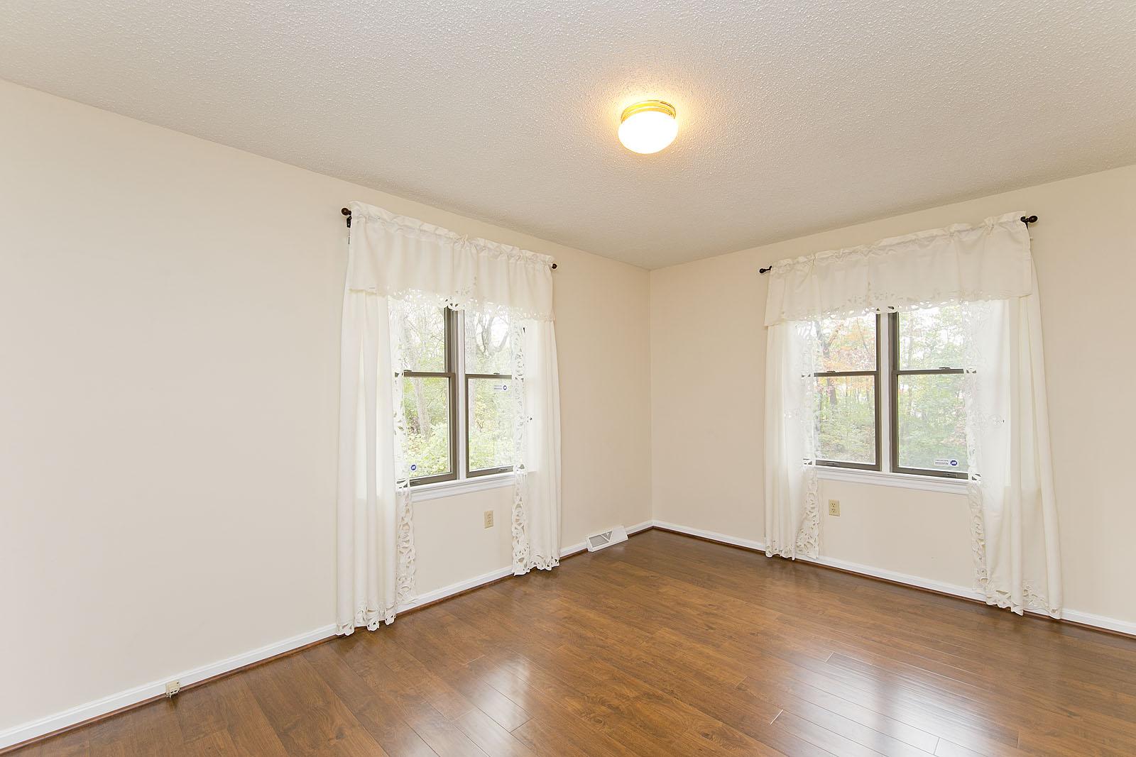 Tanbridge Dr, Martinsburg, WV 25401