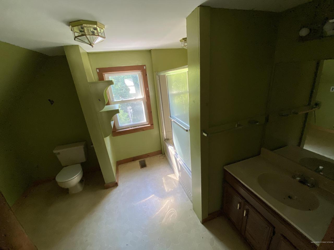Washington St, Pittsfield, ME 04967