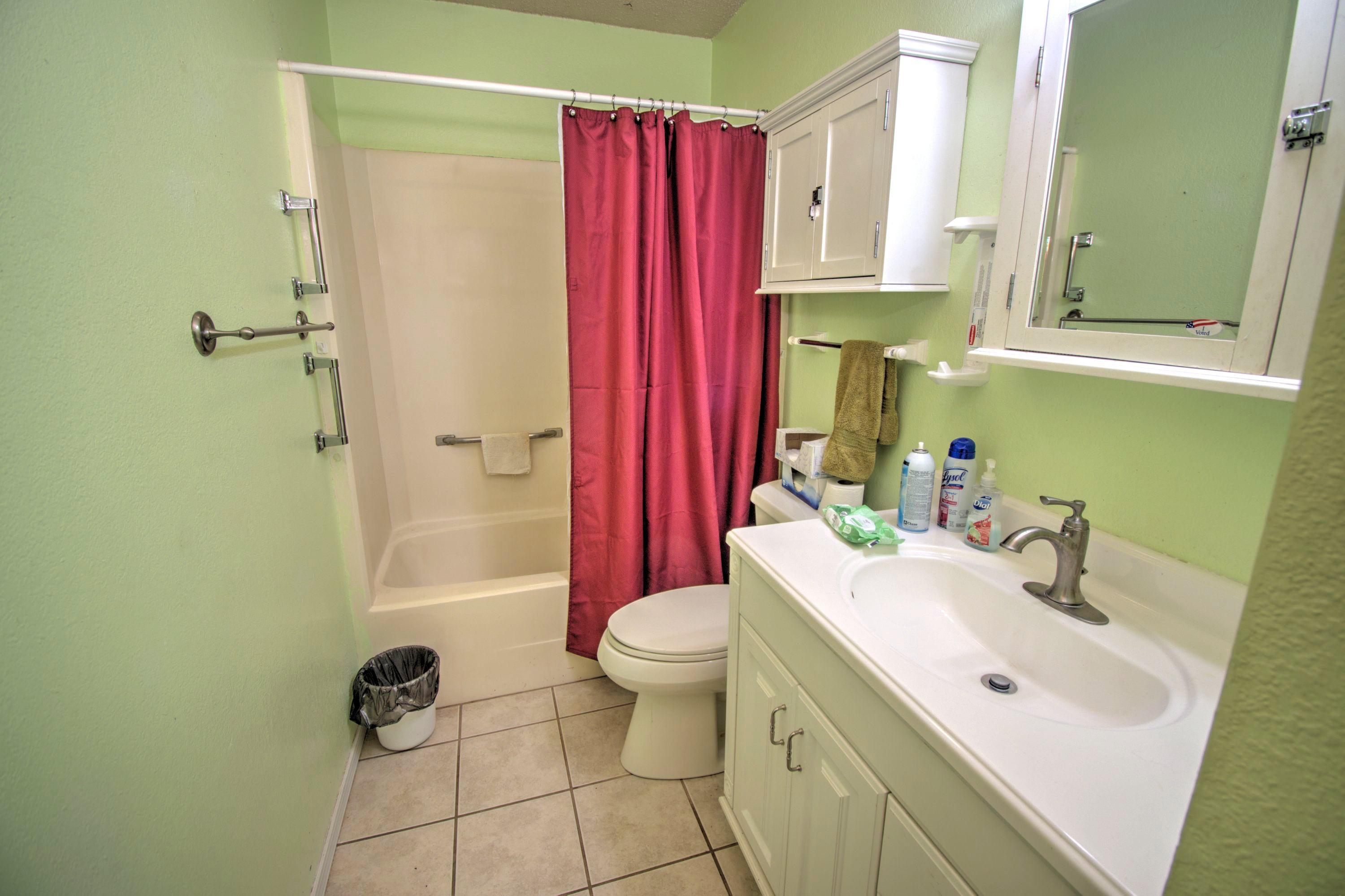 E Summerfield St, Tahlequah, OK 74464