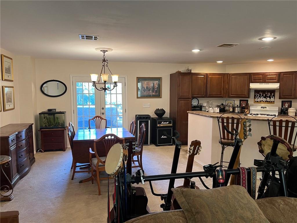 E 44th St, Edmond, OK 73013
