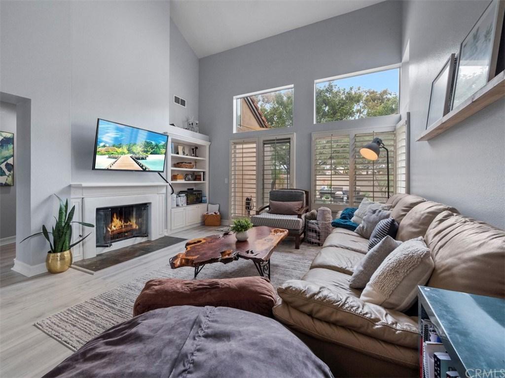 Del Perlatto, Irvine, CA 92614
