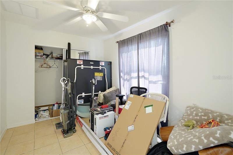 Willow Dr, Leesburg, FL 34748