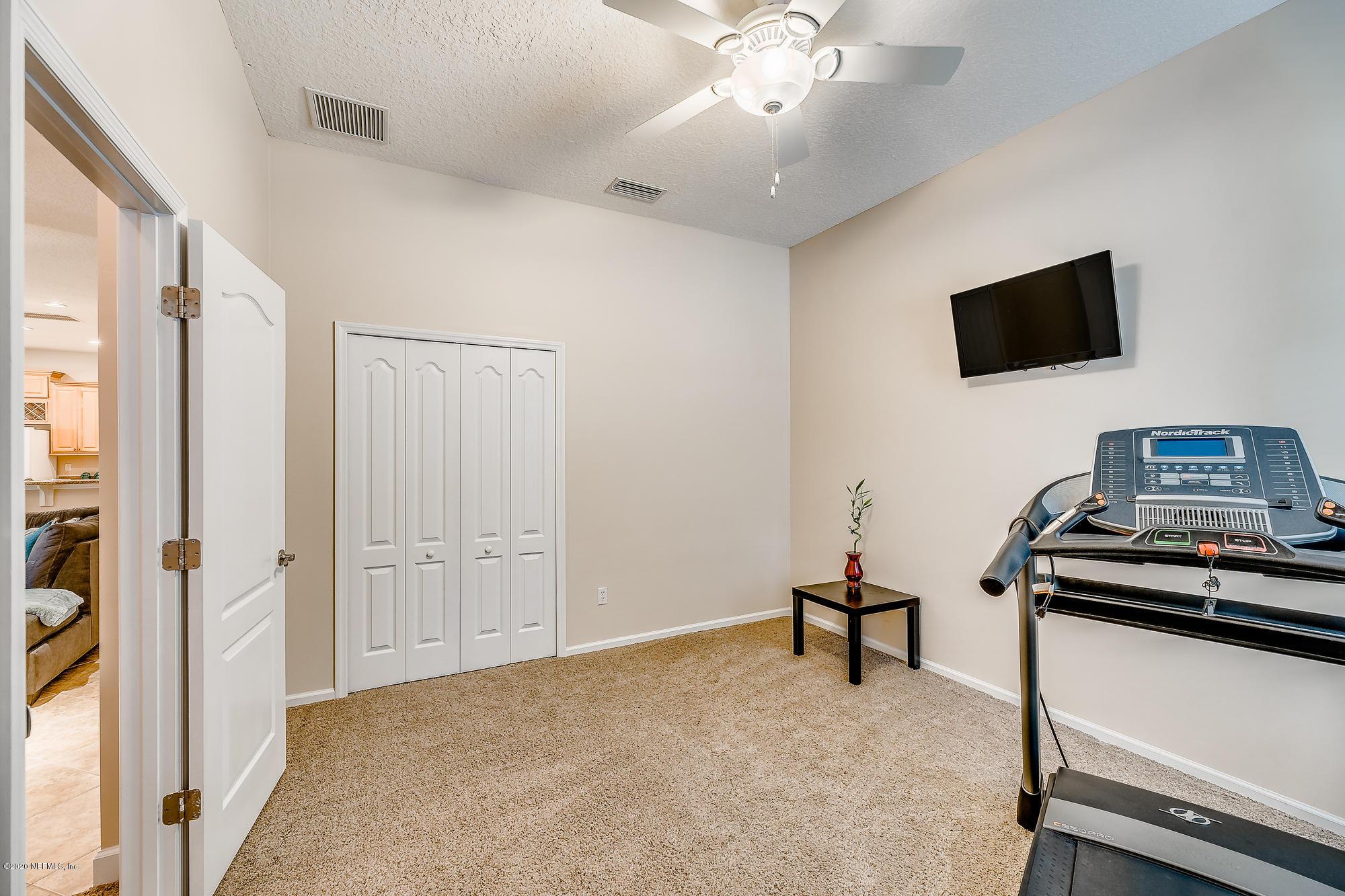 Cherry Lake Dr W, Jacksonville, FL 32258
