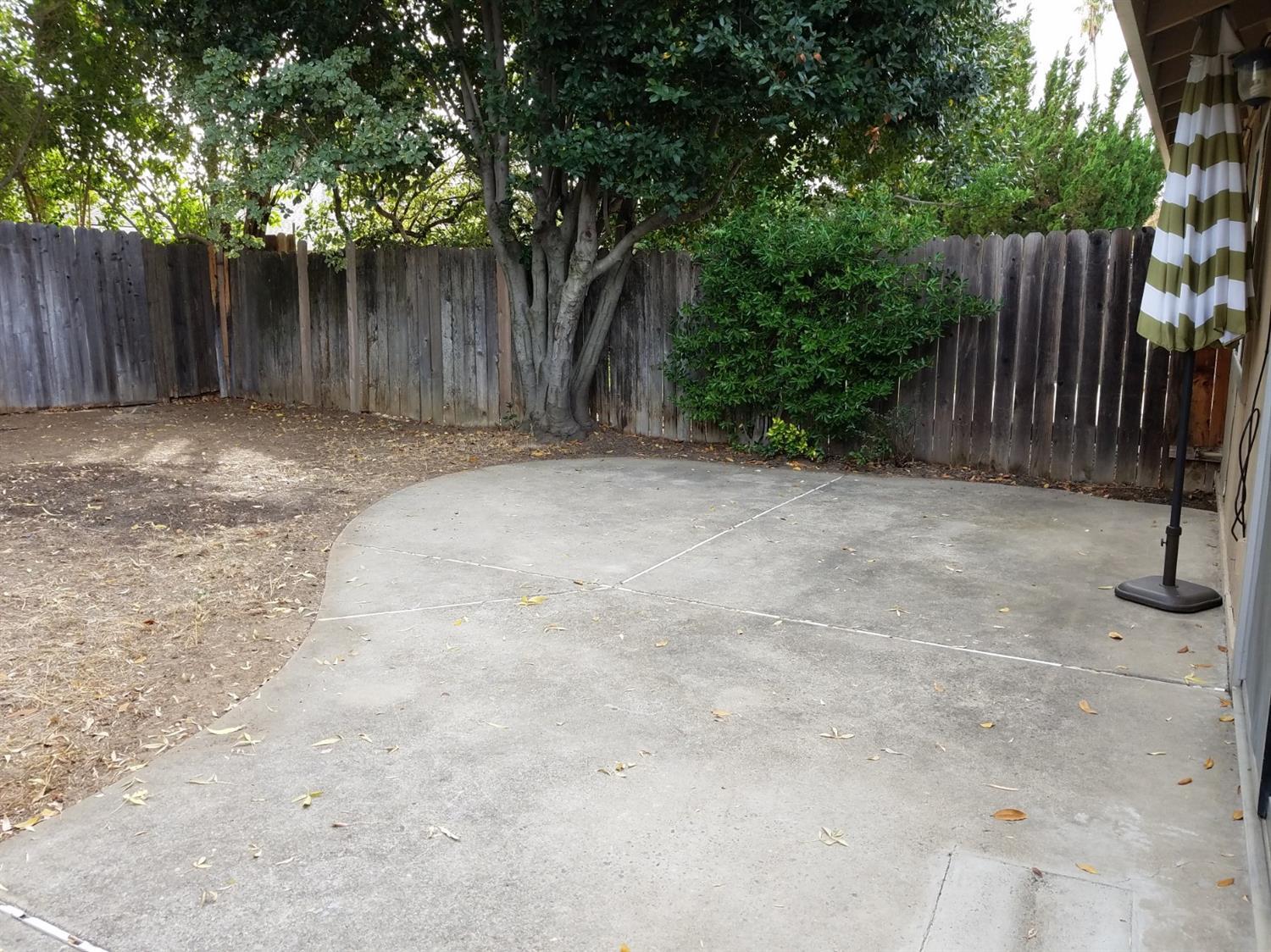 Bourbon Dr, Carmichael, CA 95608