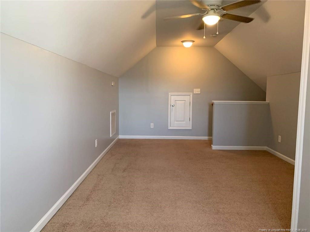 Yellowbrick Rd, Fayetteville, NC 28314