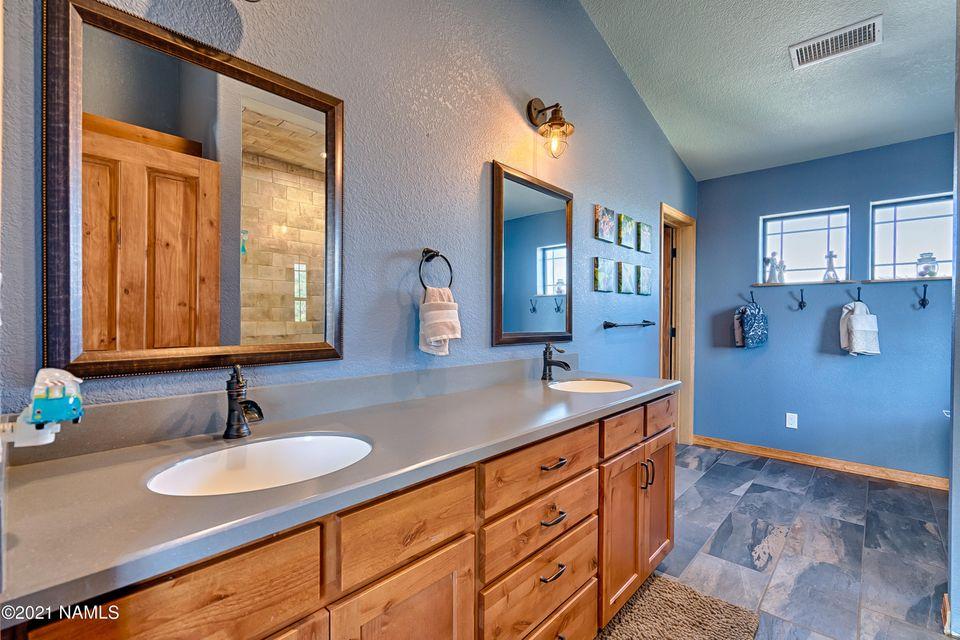 N Cosnino Rd, Flagstaff, AZ 86004