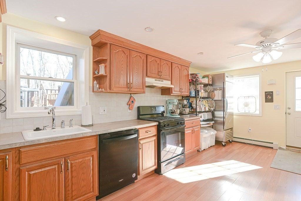Stoddard Dr, North Attleboro, MA 02760