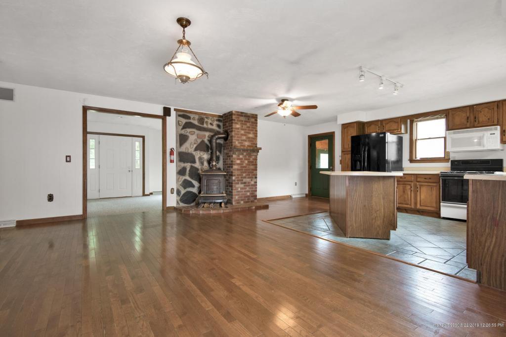 Taylor Woods Rd, Belgrade, ME 04917