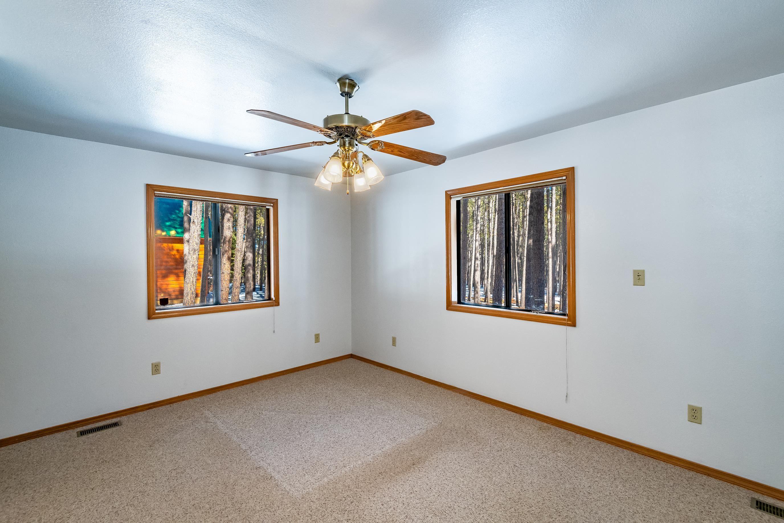 Laguna Cir, Angel Fire, NM 87710