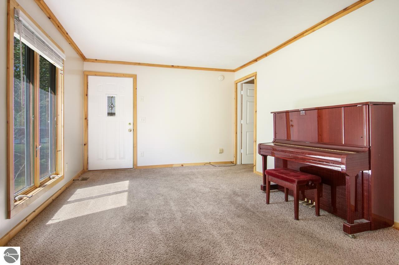 Hanmer Rd, Benzonia, MI 49616