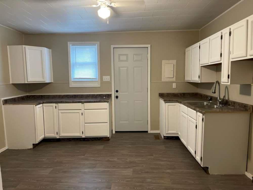 S 16th St, Richmond, IN 47374