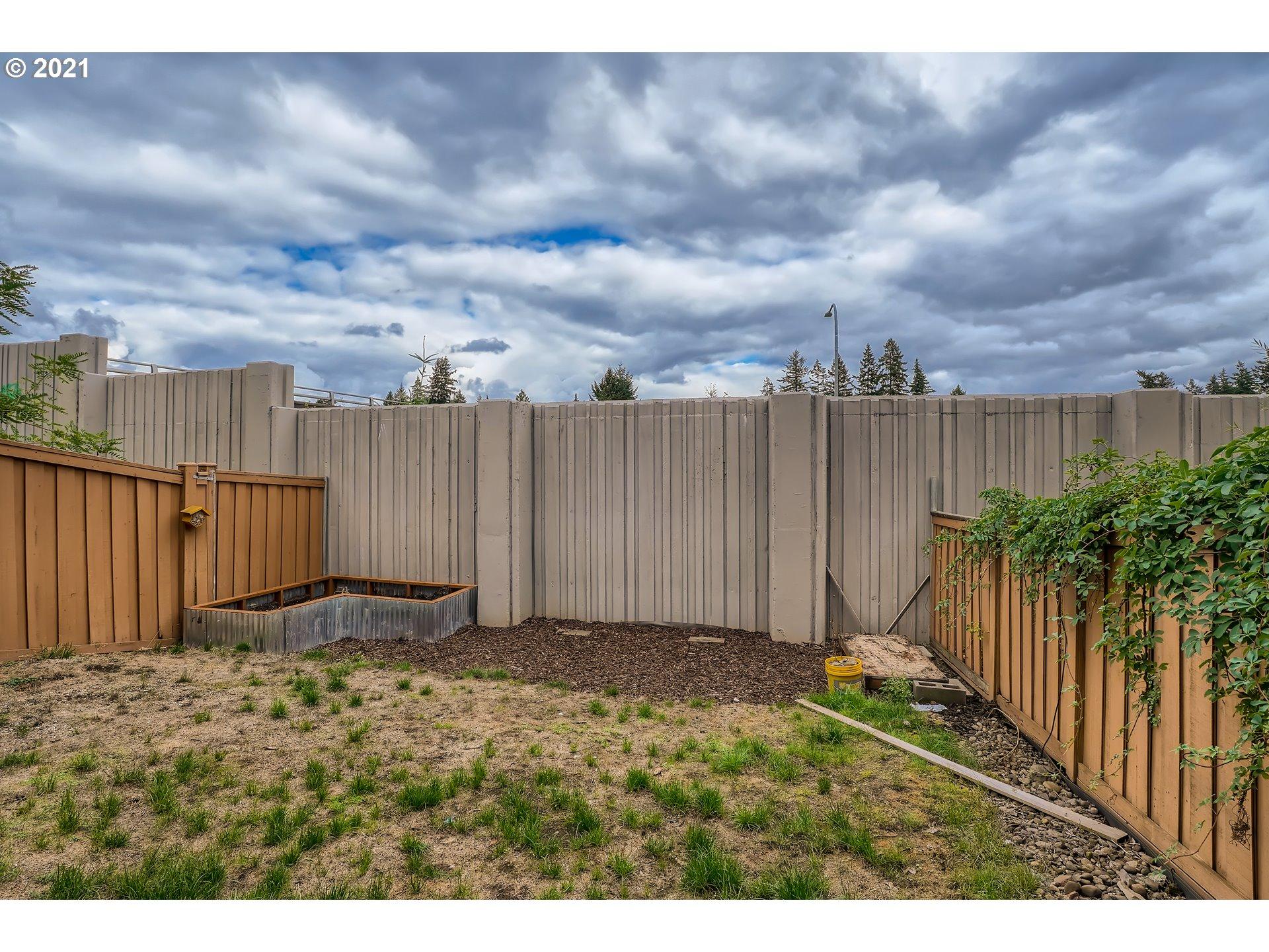Ne 109th Ct, Vancouver, WA 98664