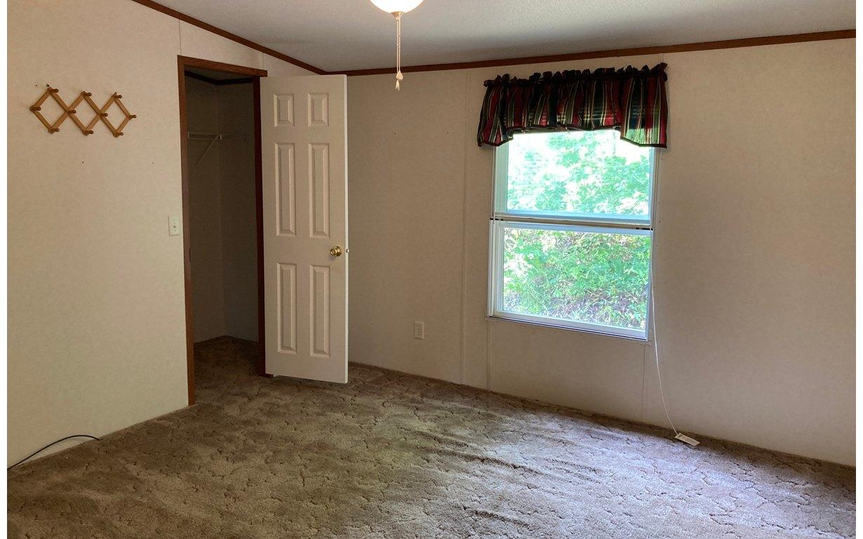 Ferguson St, Murphy, NC 28906