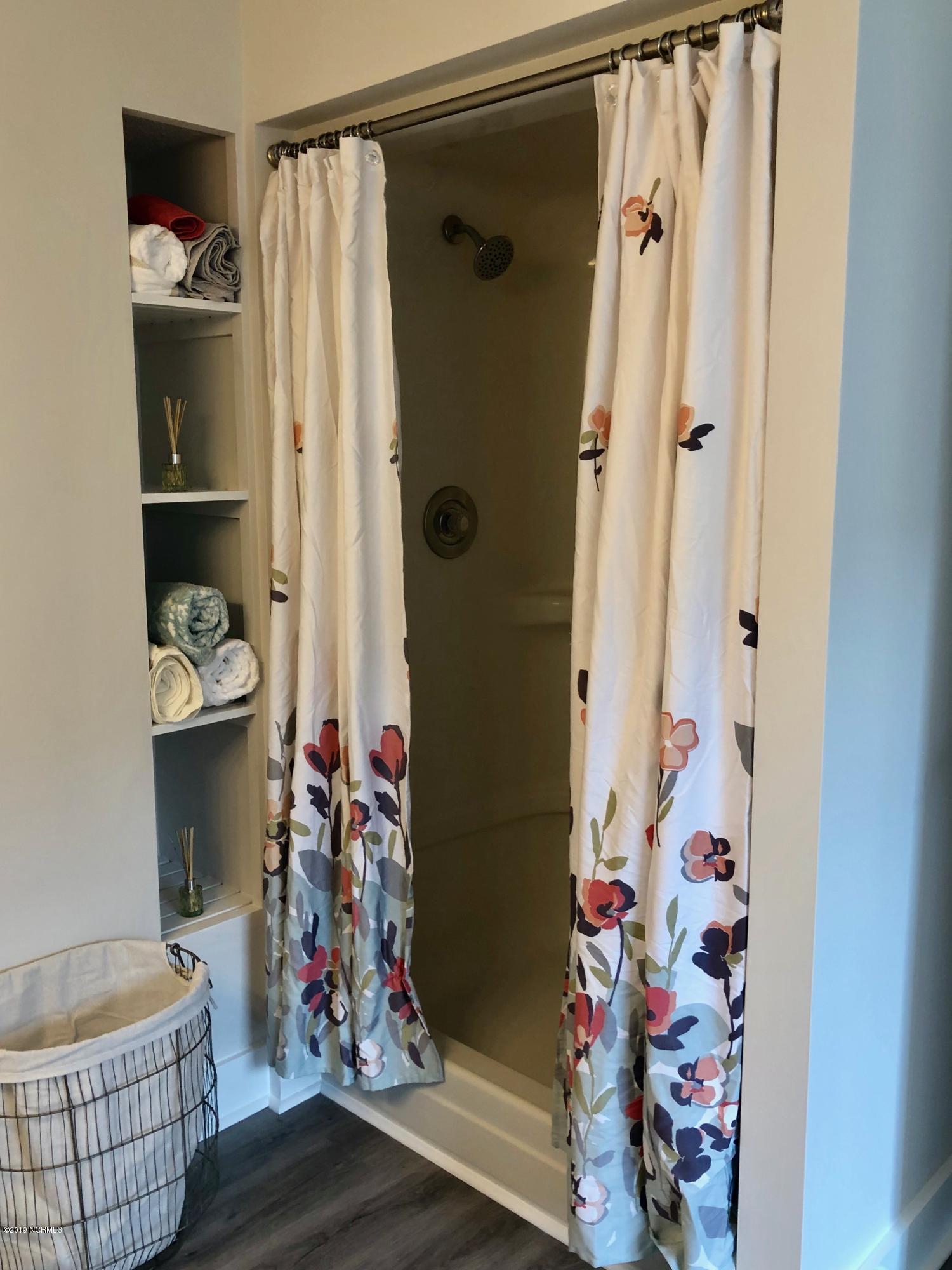 Palmer Way, Wilmington, NC 28412