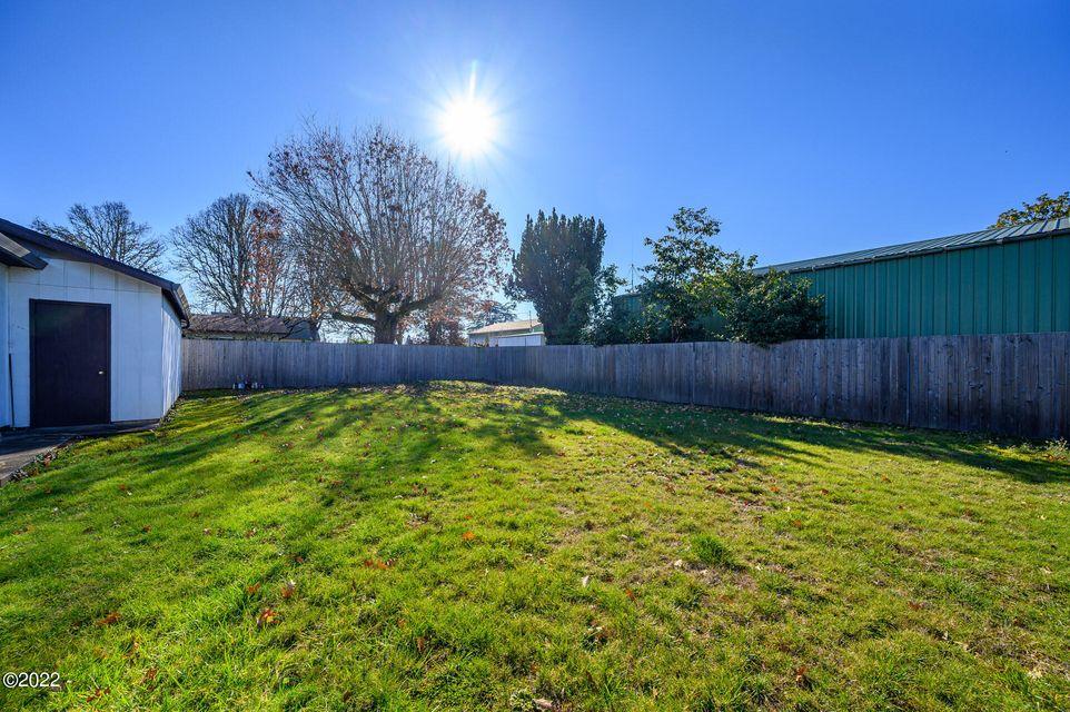 Ne Oregon St, Mcminnville, OR 97128