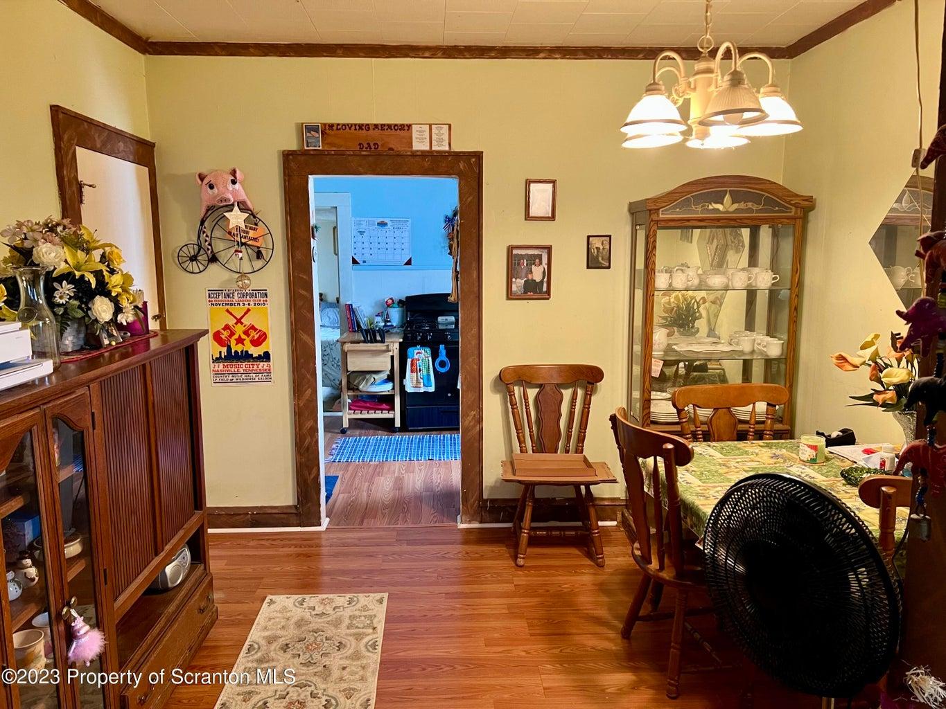 E Elm St, Scranton, PA 18505