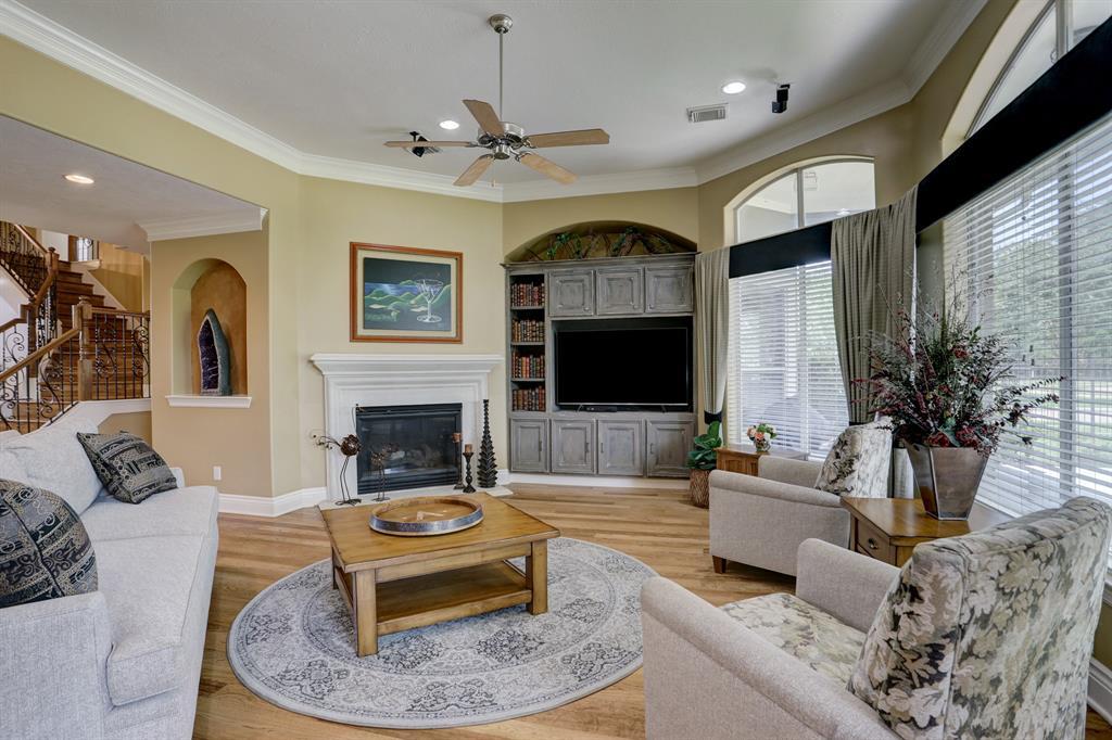 Harvest Bend Ct, Sugar Land, TX 77479