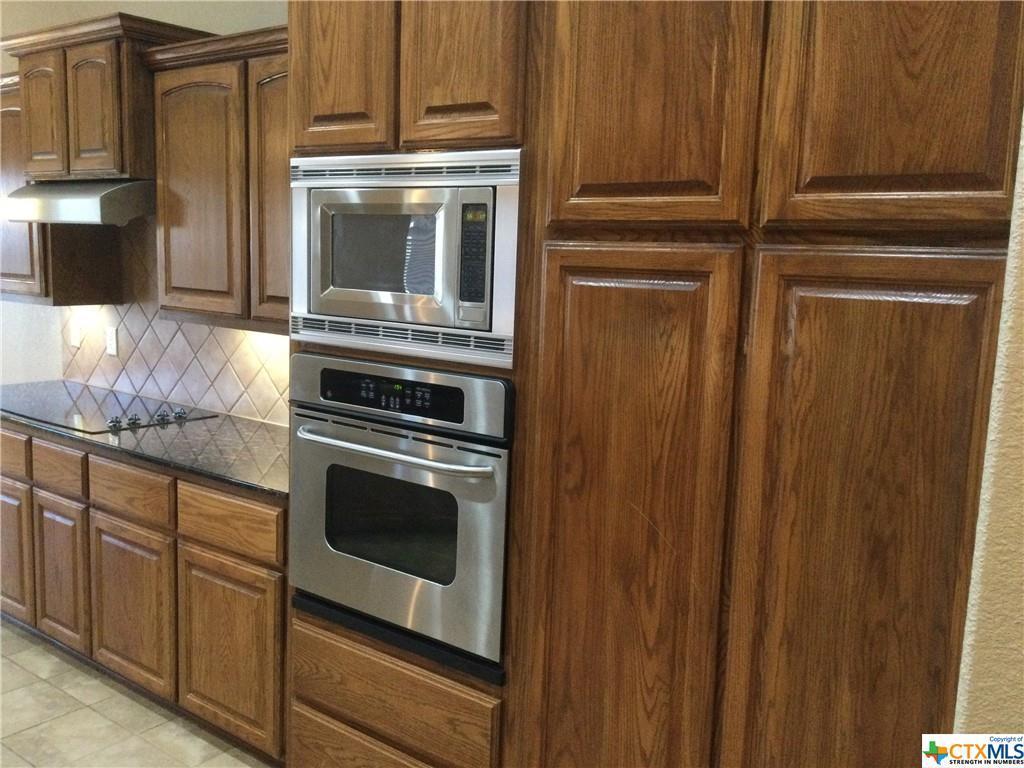 Wrought Iron Dr, Harker Heights, TX 76548