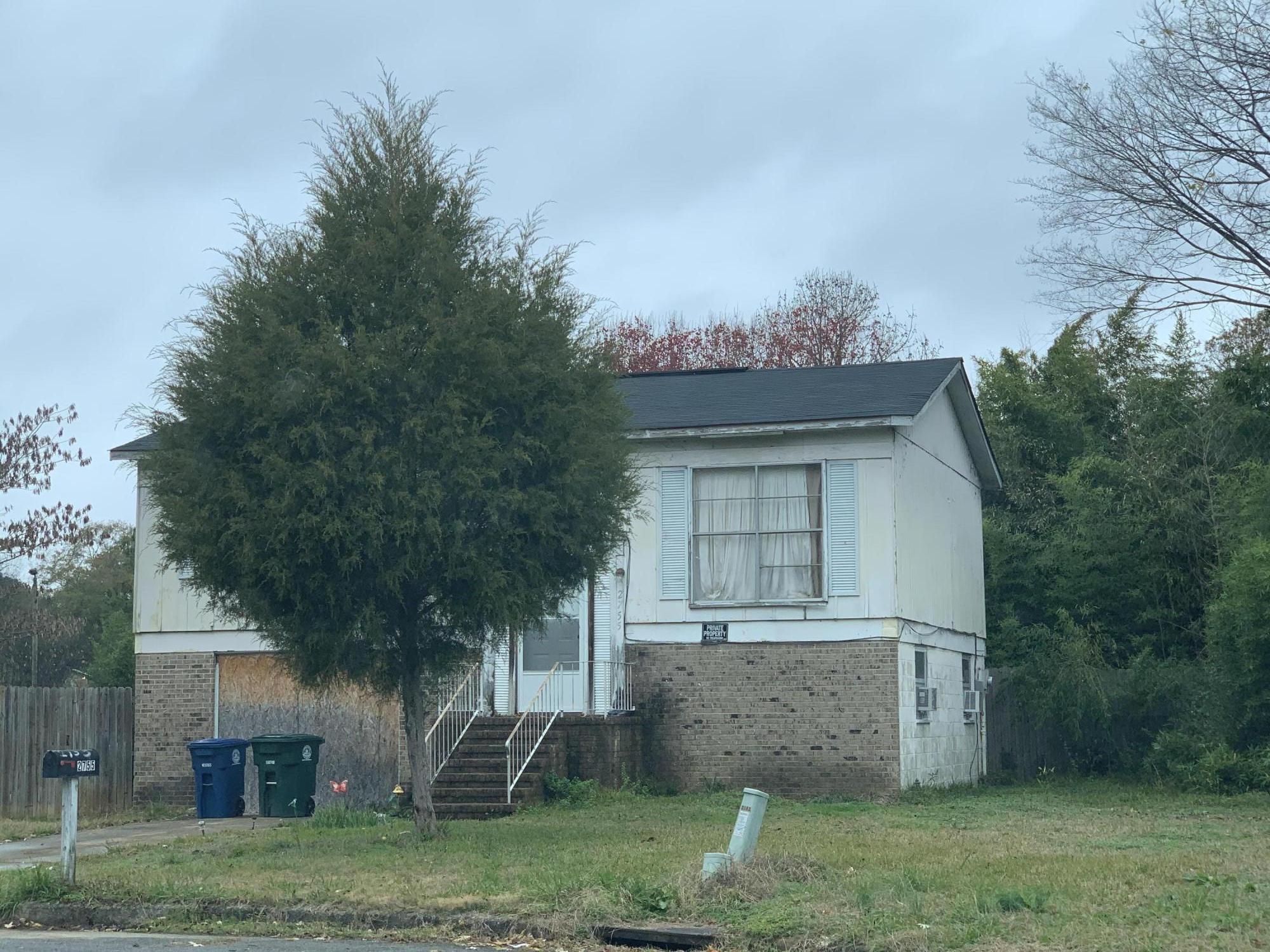 Chatsworth Ct, Macon, GA 31206