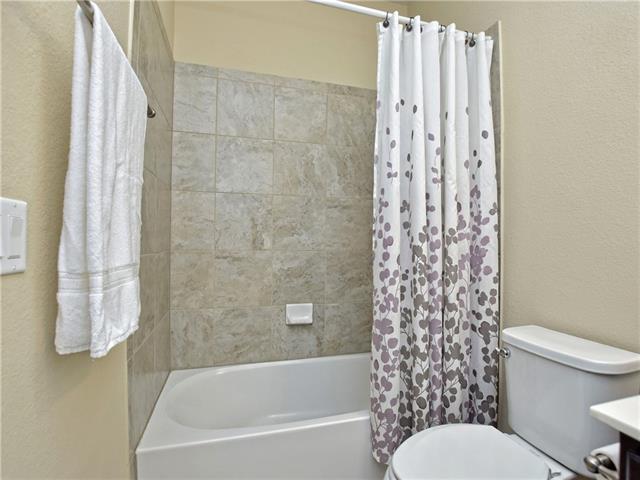 Davis Mountain Cir, Georgetown, TX 78633