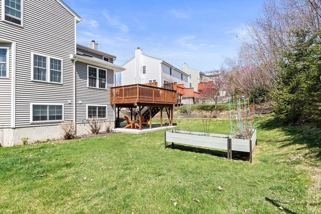 Sophia Dr, Worcester, MA 01607