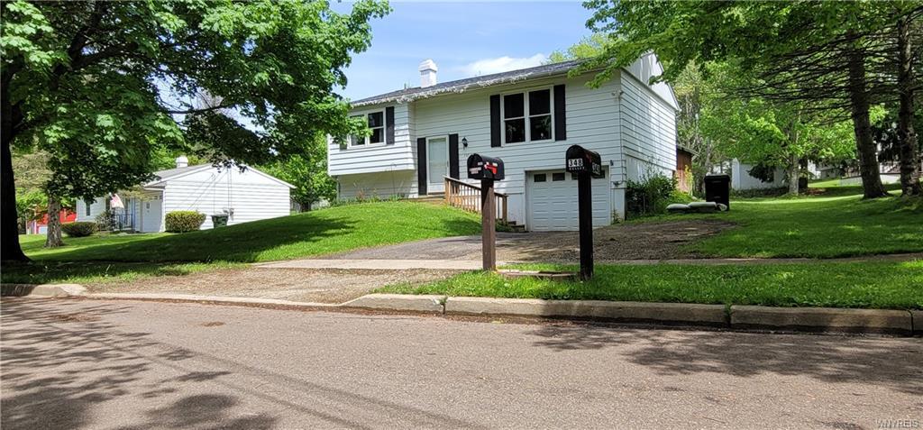 E Virginia Blvd, Jamestown, NY 14701