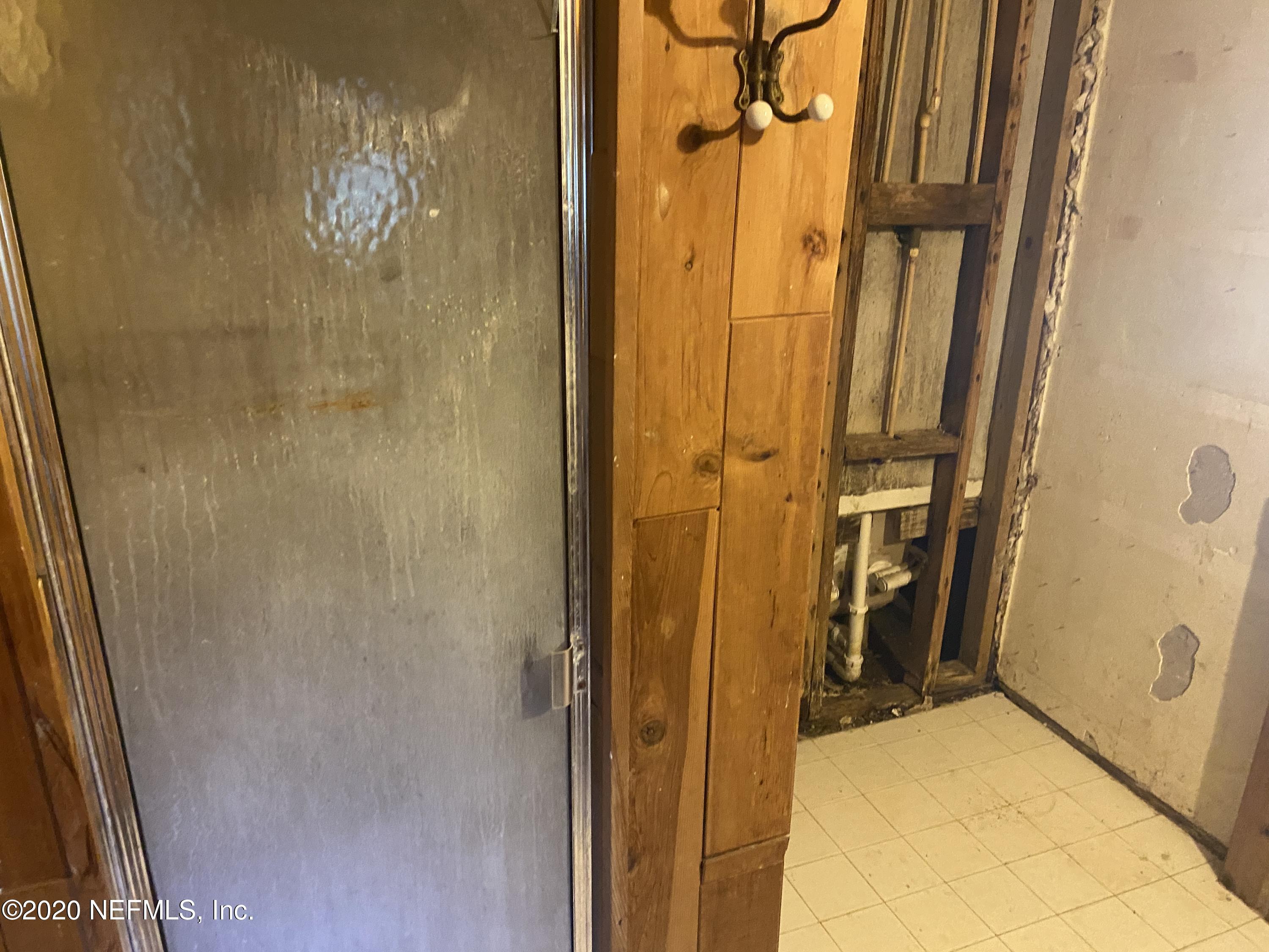 Simca Dr W, Jacksonville, FL 32277