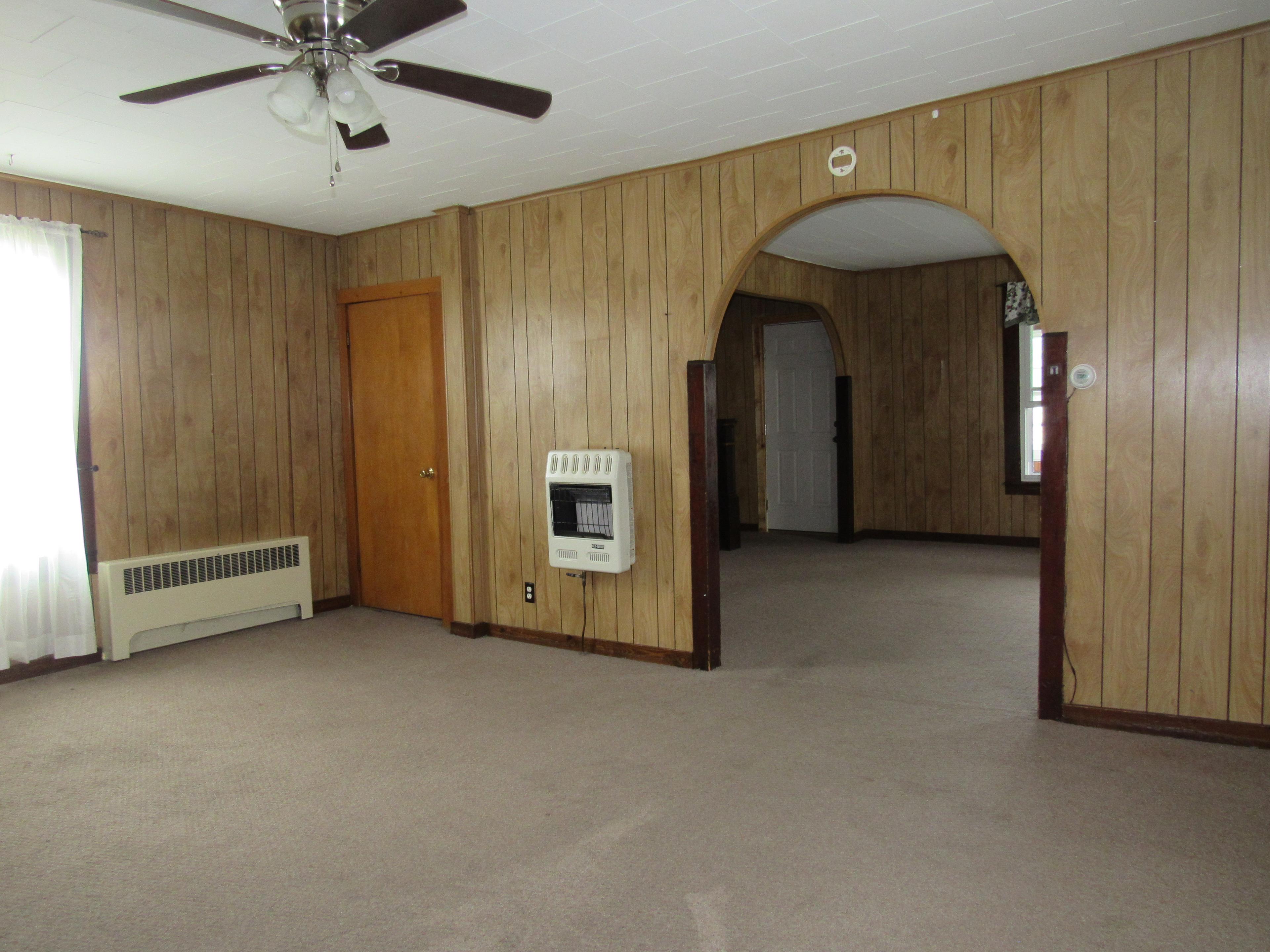 Broadway St, Reynoldsville, PA 15851