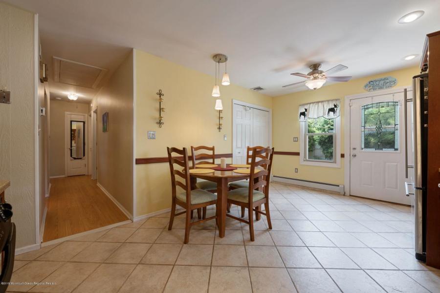 Highland Ave, Hazlet, NJ 07730