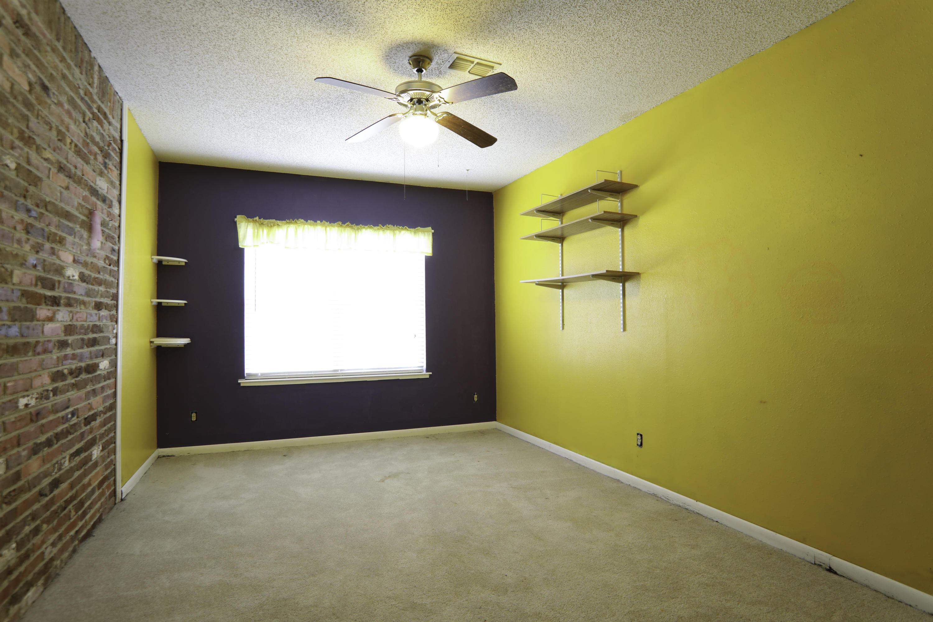 Bayou Woods Dr Nw, Fort Walton Beach, FL 32548