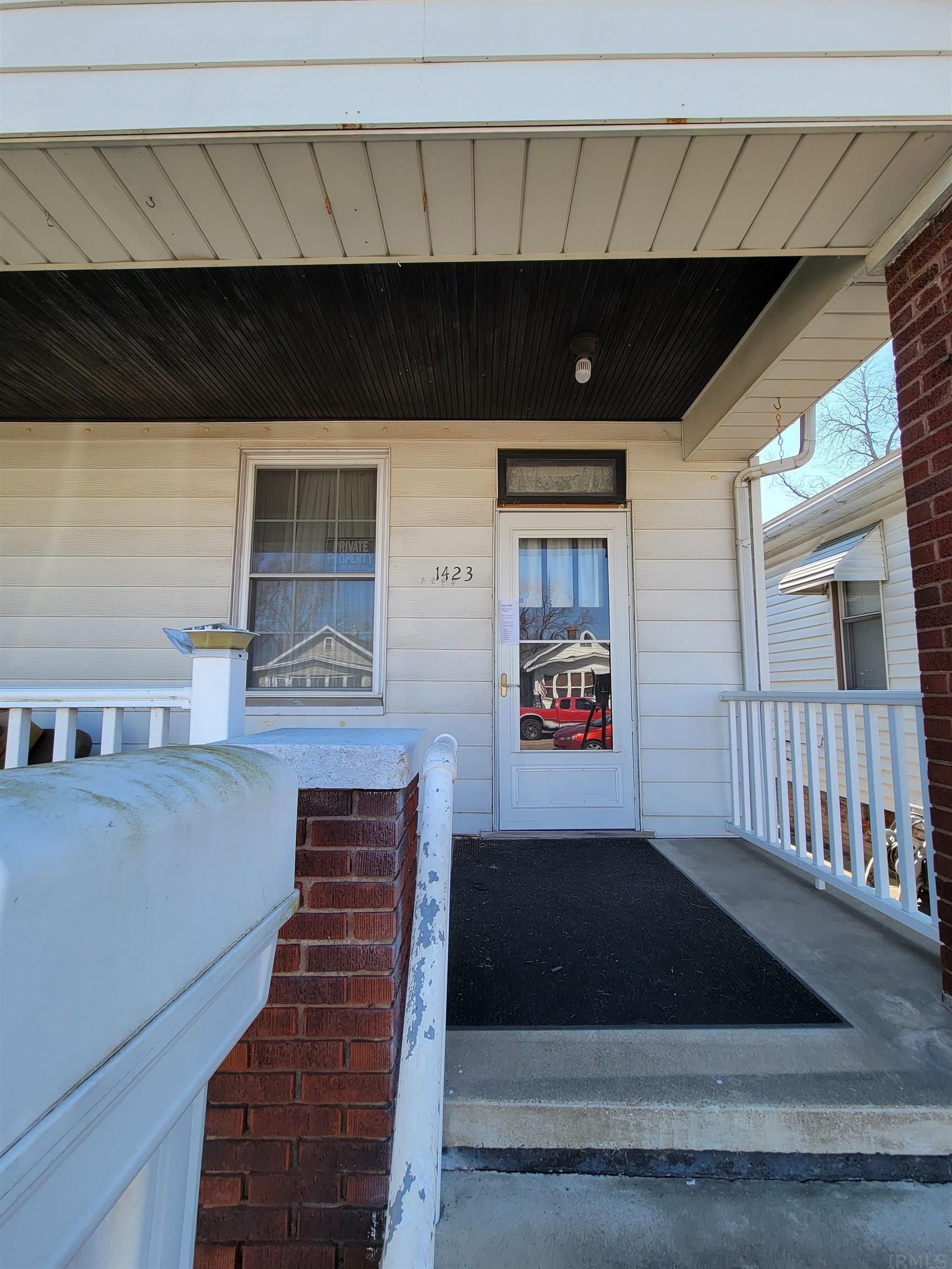 Olive St, Evansville, IN 47714