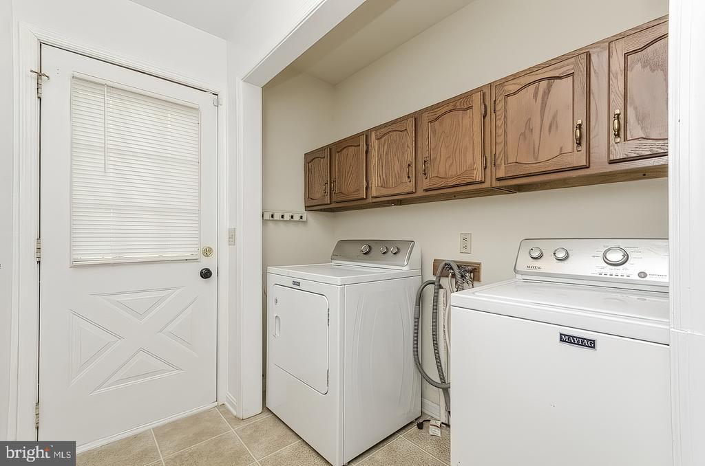 Rock Spring Ln, Shepherdstown, WV 25443