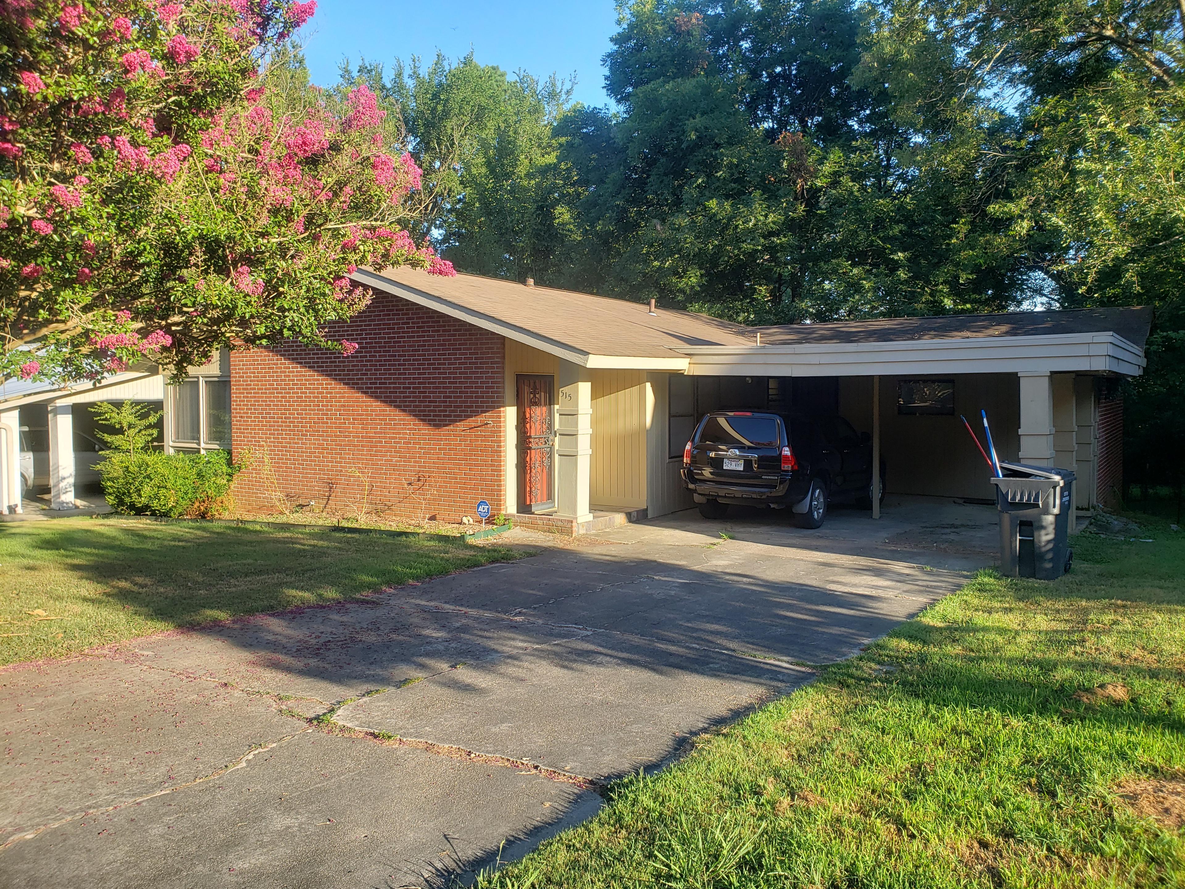 W Thomas Ave, Jonesboro, AR 72401