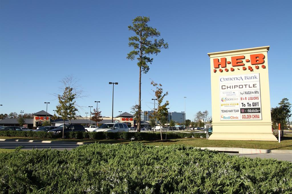 Baytree Dr, Houston, TX 77070