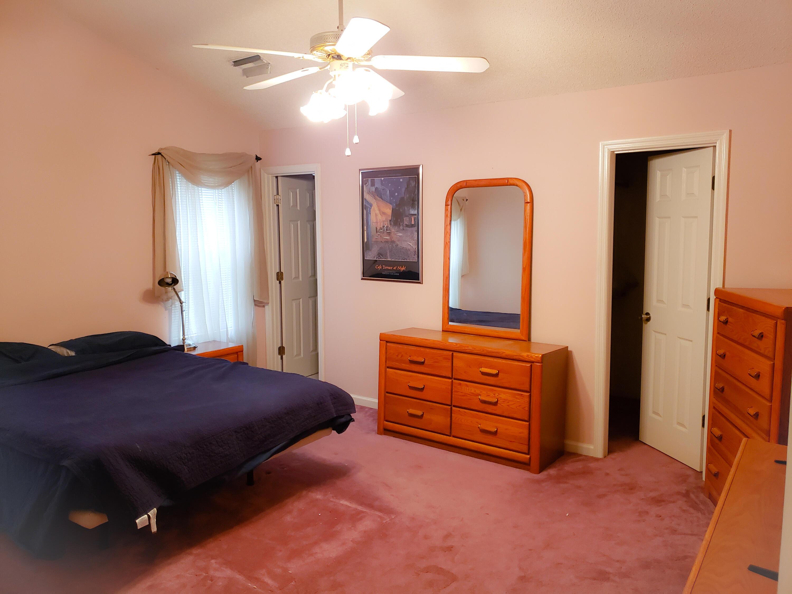 Lipman St, Summerville, SC 29483