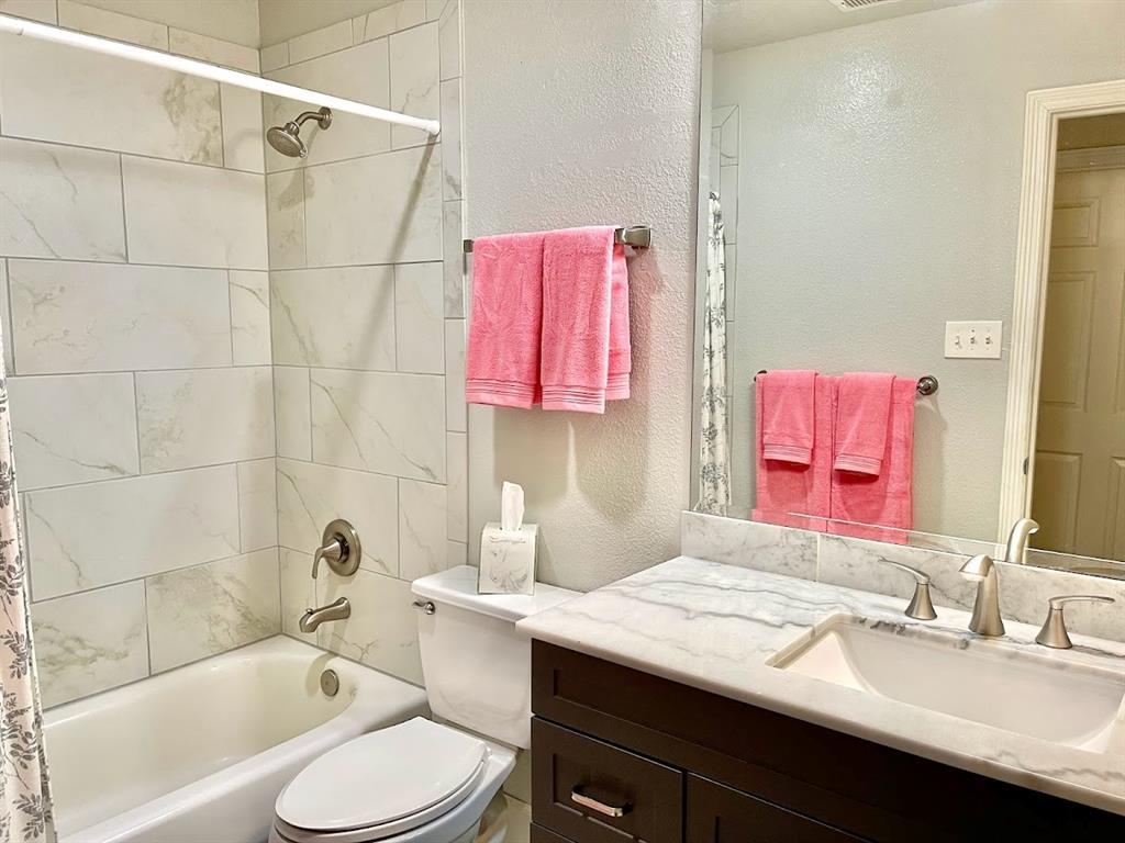 Weisinger Dr, Magnolia, TX 77354
