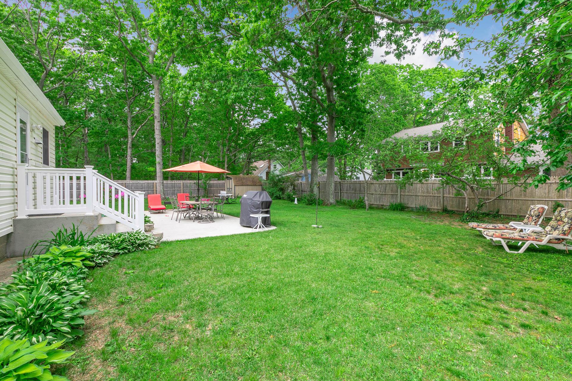 Abbott Ave, Mastic, NY 11950