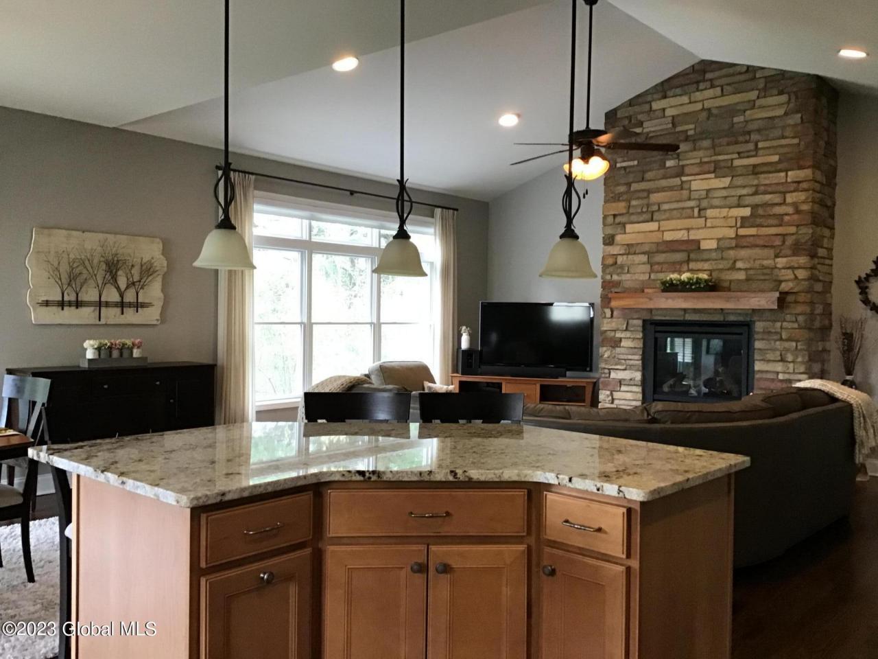 Widgeon Way, Waterford, NY 12188